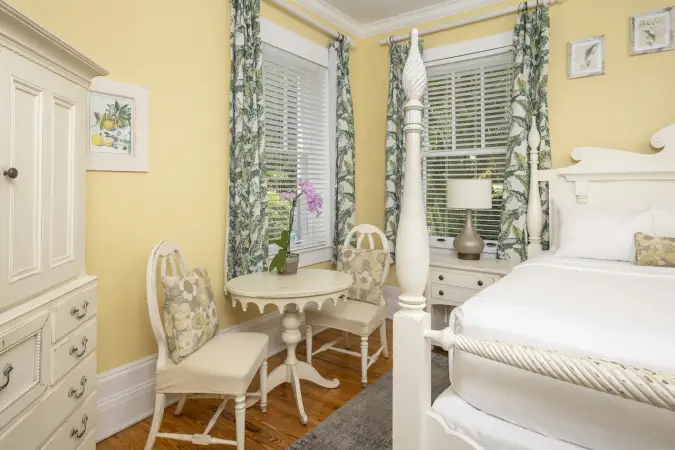 Image for room KSV - dk_bananawind_bedroom_01 