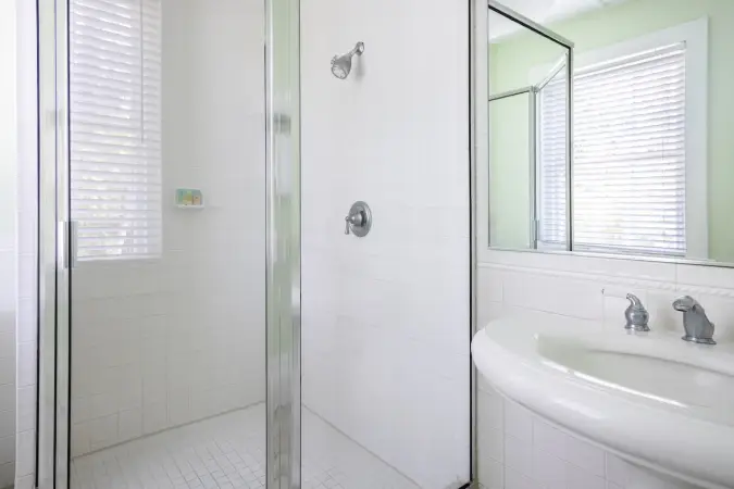 Image for room QSV - dq_sunset_bathroom 