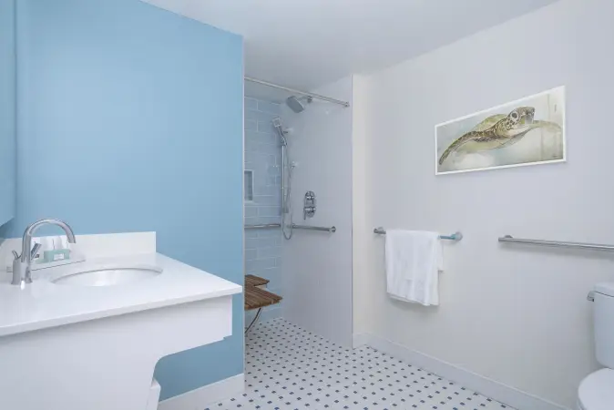 Image for room KSVAR - SanibelIslandBeachResort_Bathroom_RollInShower 