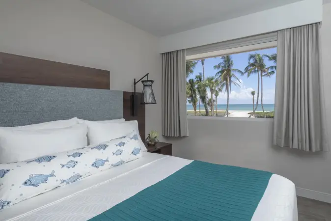 Image for room KGV - sanibelislandbeachresort_king_gulfview.webp