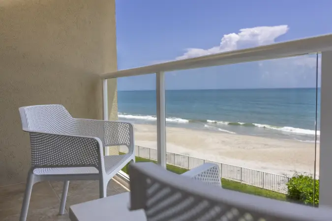 Image for room QOF - obivero_qof_2queenoceanfront_balcony_02 