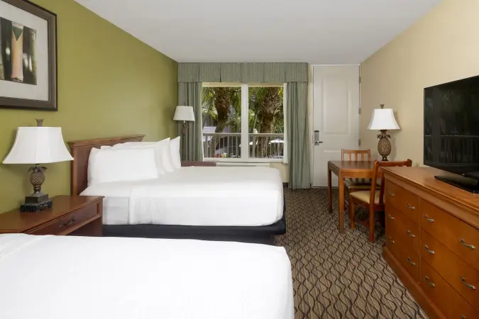 Image for room QPV - obivero_qpv_2queenpoolview_bedroom 