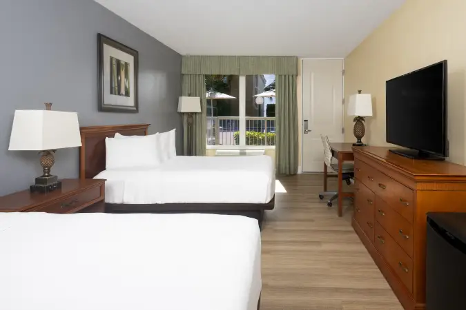 Image for room QPV - obivero_qpv_queenpoolview_bedroom.webp