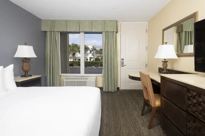 Image for room QSD - obivero_qsd_queenstandardview_bedroom.webp